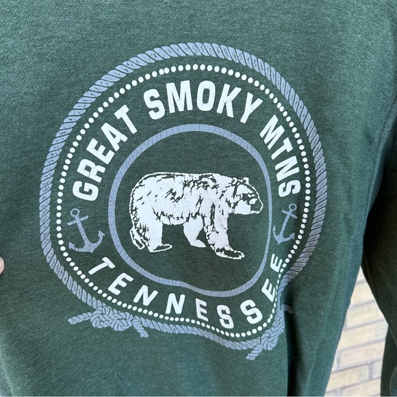 Great Smoky Mountains Tennessee Green Crewneck Sweater - Picture 2 of 4